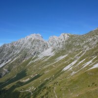 Vordere Brandjochspitze mit Südgrat, Hintere Brandjochspitze und Frau Hitt | 12.09.2010 |  9:30 Uhr