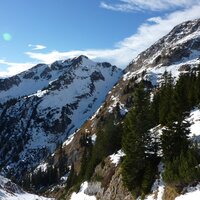 Hochblassen und Aufstiegsweg im Roggentalgraben vom Weitalpjoch gesehen | 31.10.2010 | 13:53 Uhr