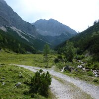 Blick vom Radlparkplatz in Richtung Stempeljochspitze | 20.07.2014 | 11:00 Uhr