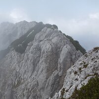 (Rück-)Blick über den Grat bis Gipfelkreuz | 21.09.2016 | 15:54 Uhr