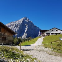 Halleranger-Alm vor Kleinem Lafatscher | 12.09.2018 | 11:11 Uhr