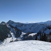 Röthenstein vor Plankenstein und Risserkogel | 13.02.2021 | 13:07 Uhr