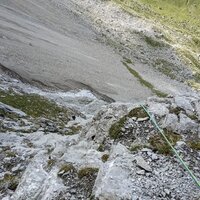 Bruno folgt in der vierten Seillänge (5c) | 01.08.2022 |  9:54 Uhr