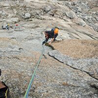 Bruno folgt in der ersten Seillänge (VI) | 03.08.2022 | 14:54 Uhr