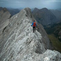 Daniel auf dem Weg zur Dreizinkenspitze | 08.10.2023 | 13:42 Uhr