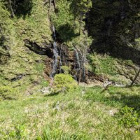 Einer von vielen Wasserfällen | 30.05.2024 | 13:08 Uhr