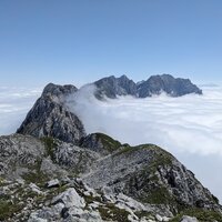 Blick über die Hackenköpfe vom Gipfel des Scheffauer | 14.07.2024 | 11:37 Uhr